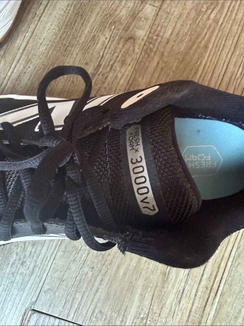 New Balance Black and White Men's Running Sneakers
